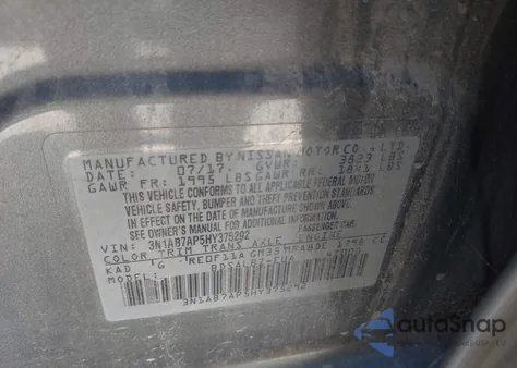 2017 Nissan Sentra S z USA, uszkodzony, nr VIN 3N1AB7AP5HY375292